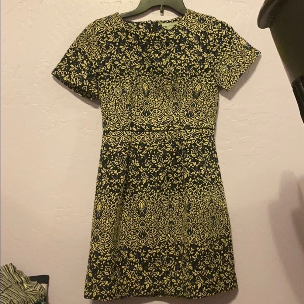 H&M size 6 floral jacquard dress